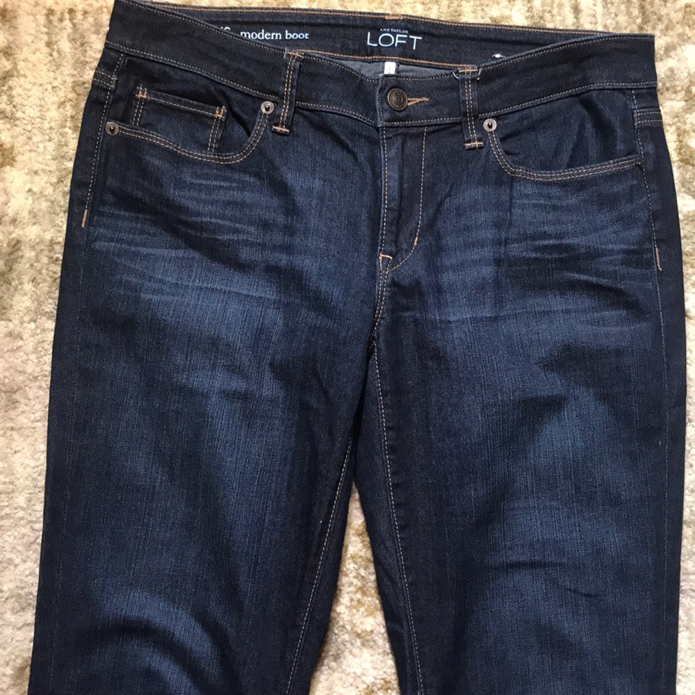 Ann Taylor Loft Modern Boot jeans 28/6 - Picture 2 of 5